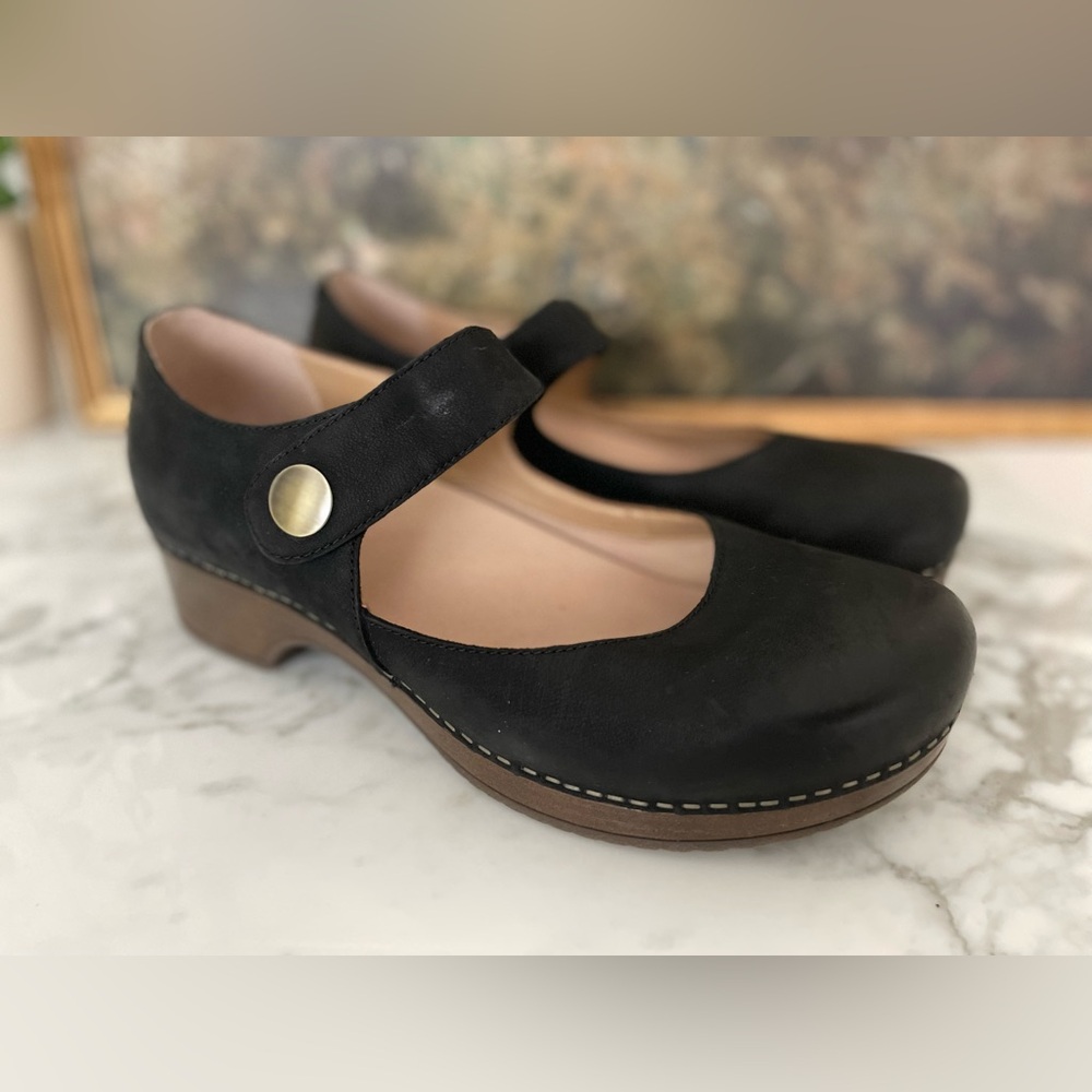 Dansko Beatrice Mary Jane Black Burnished Leather Size 40 - Picture 2 of 11